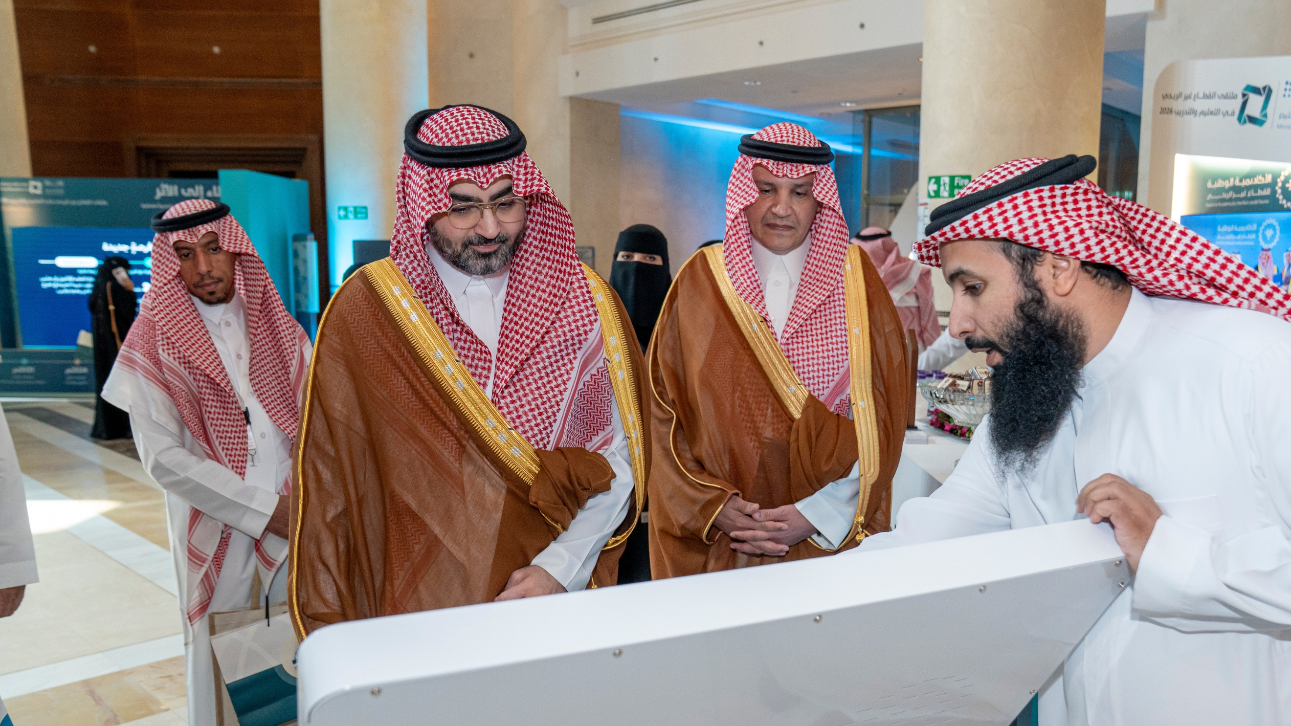 المدير العام للمعهد الوطني للتطوير المهني التعليمي يزور جناح التحول التقني في ملتقى القطاع غير الربحي في التعليم والتدريب 2026 - صورة 1